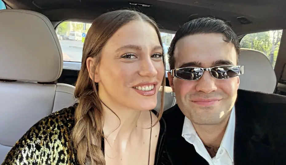Serenay Sarıkaya ile Mert Demir'den aylar sonra yeni kare. Romantik dansları gündem oldu