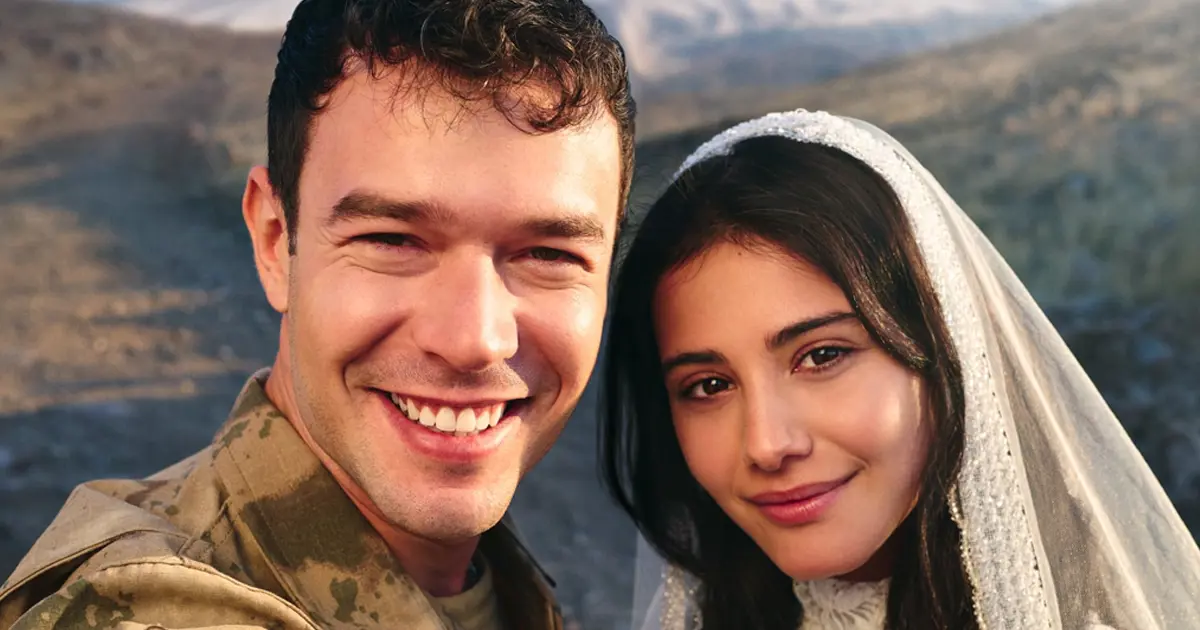 Sevdiğim Sensin dizisinin afişi yayınlandı