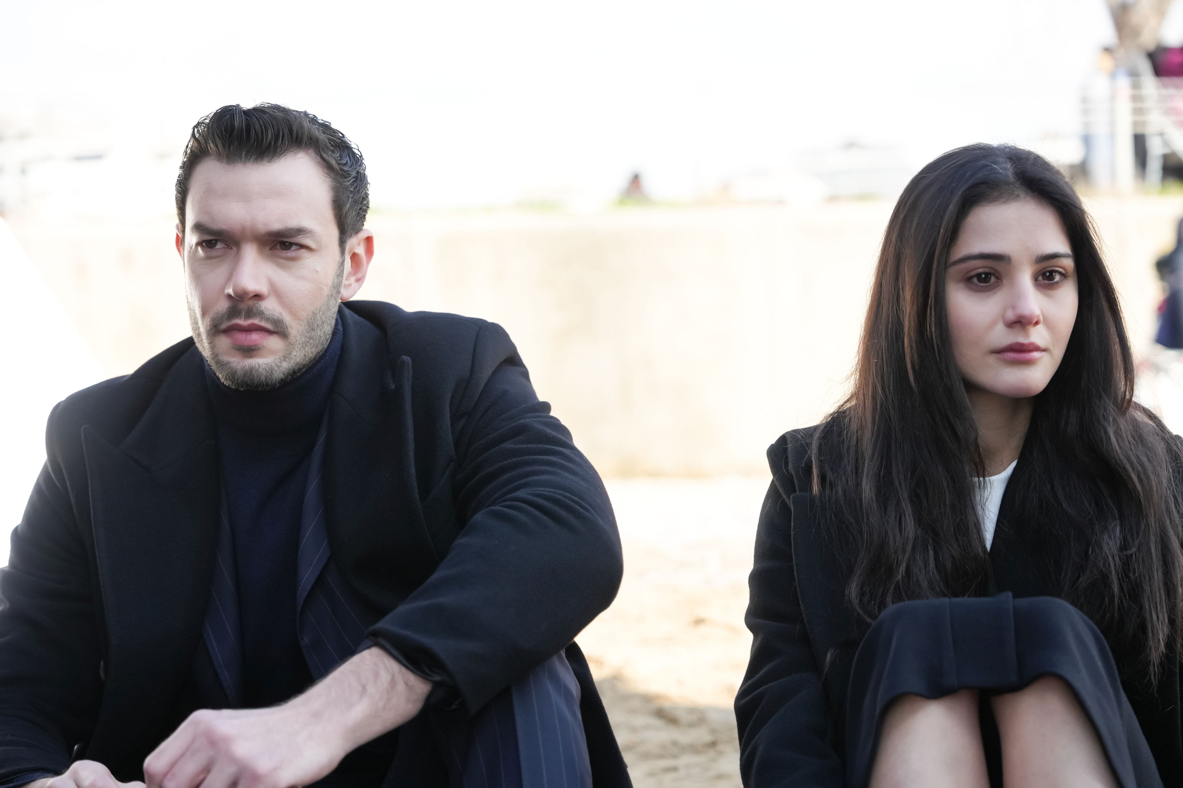 Sevdiğim Sensin perşembe akşamlarında zirveyi bırakmıyor