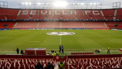 Sevilla'ya kısmi stadyum kapatma cezası
