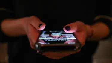  Yunanistan 15 yaş altına toplumsal medyayı yasaklıyor