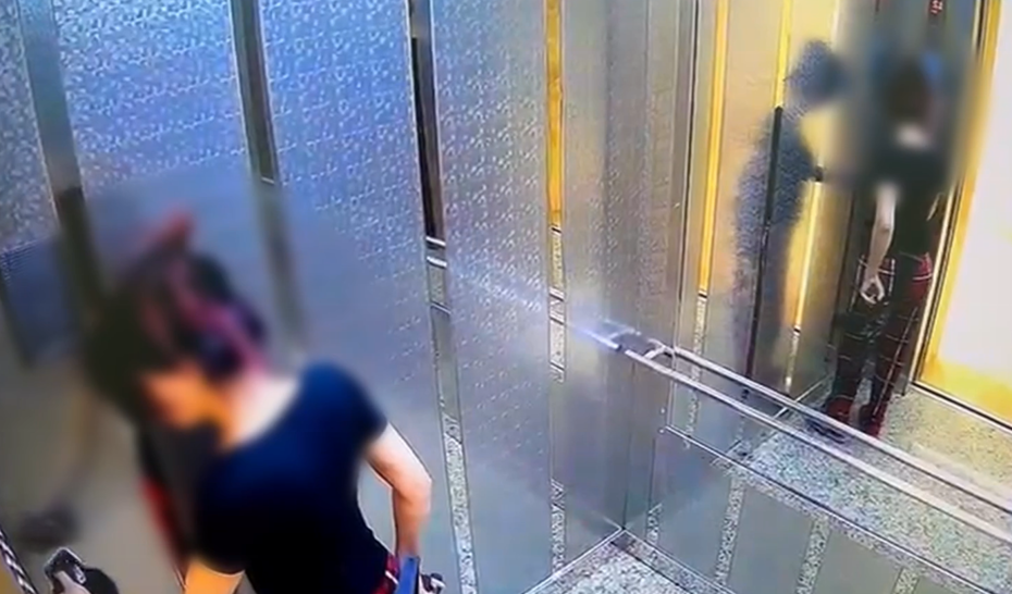 Pijamasıyla ev bastı. Pompalı tüfekle ateş açtı