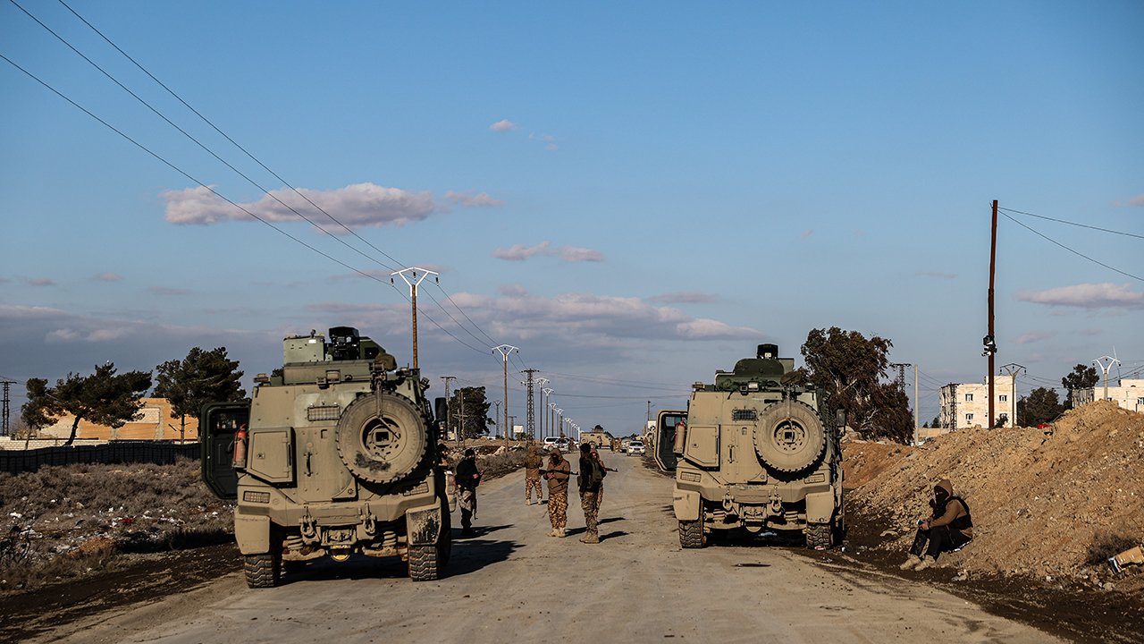 Irak Adalet Bakanı: Suriye'den 5 bin 46 DAEŞ tutuklusu getirildi