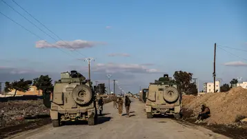 Suriye'deki DAEŞ'li mahkumlar Irak'a nakledilecek