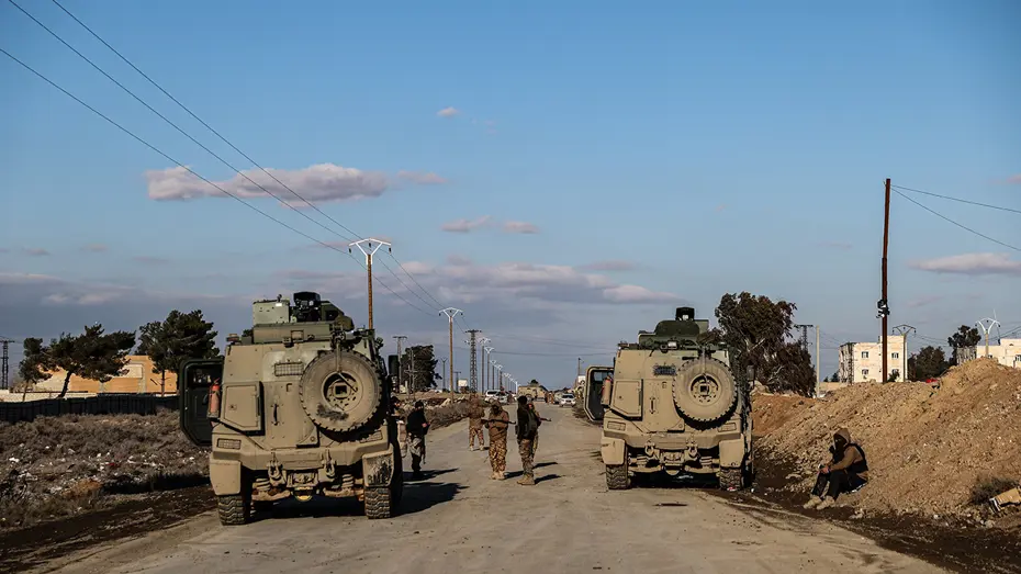 Suriye'deki DAEŞ'li mahkumlar Irak'a nakledilecek