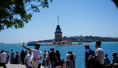 Afrika-Basra sıcağı İstanbul'da. Ağustos sonuna kadar sürecekAfrika ve Basra'dan gelen sıcak hava dalgası yurt genelinde etkisini sürdürüyor. 40 derecenin üstüne çıkacak sıcaklıklar Ağustos ayı sonuna kadar sürecek.