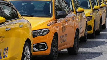 Taksicilerin 15 günü kaldı, vergiler düşmedi, plaka fiyatları çakıldı. Plakalarını satan satana.