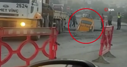 Taksi metrelerce derinlikteki çukura düştü