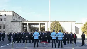 Meclis'te Atatürk'ü anma töreni