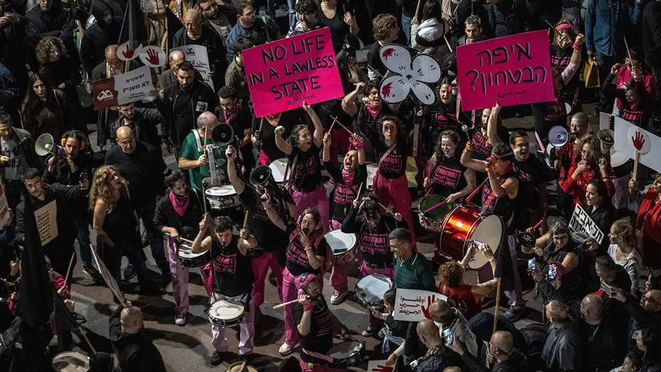 İsrailli Araplar ve Yahudiler yan yana geldi. Tel Aviv'de ortak eylem