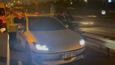 Aracını TEM'in ortasına çekip uykuya daldı