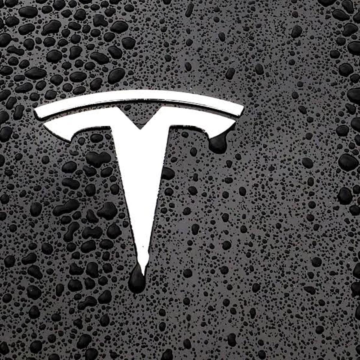 Tesla'nın otonom sürüş testleri Avrupa'ya yayılıyor