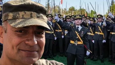 Teğmenlerin komutanı Albay Mustafa Alper Topsakal'ın ihraç kararı iptal edildi