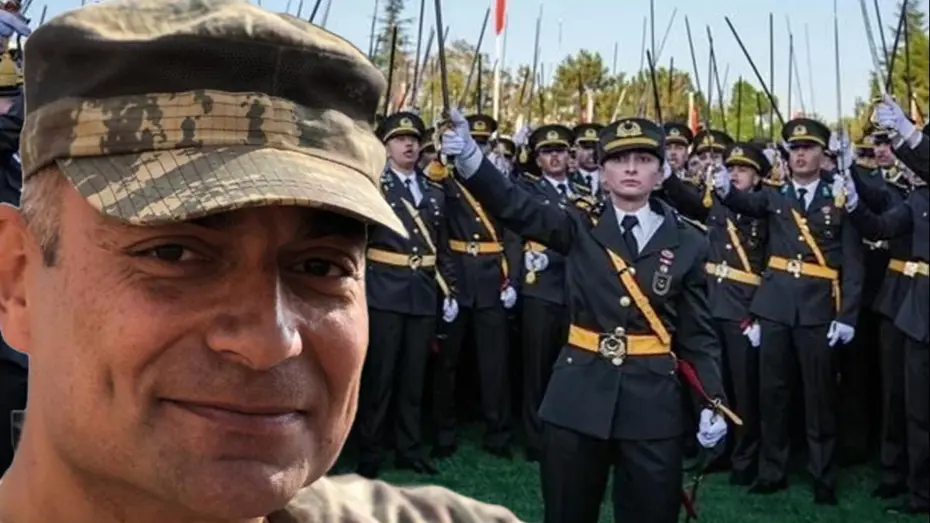 Teğmenlerin komutanı Albay Mustafa Alper Topsakal'ın ihraç kararı iptal edildi