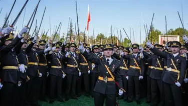 Deniz Demirtaş'ın "kılıçlı yemin" ihracına iptal kararı