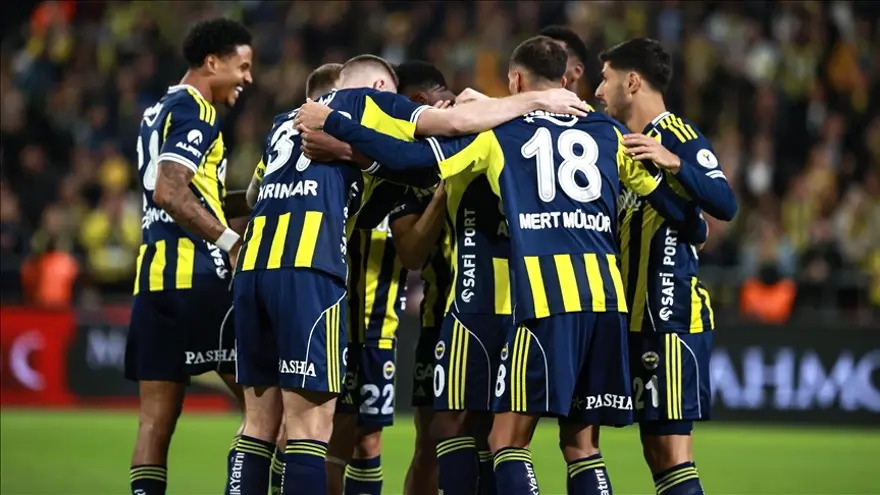 FENERBAHÇE'NİN NAMAĞLUP YOLCULUĞU SÜRÜYOR 3