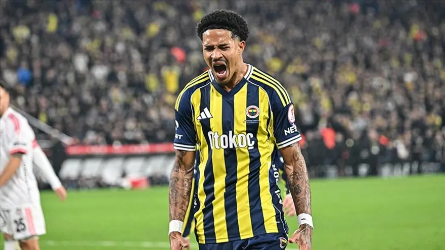 FENERBAHÇE'NİN SOL BEKLERİ MAÇTA YOK 4