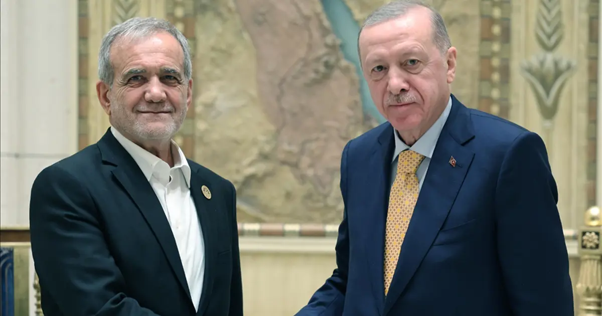 Cumhurbaşkanı Erdoğan, İranlı mevkidaşı Pezeşkiyan'la görüştü