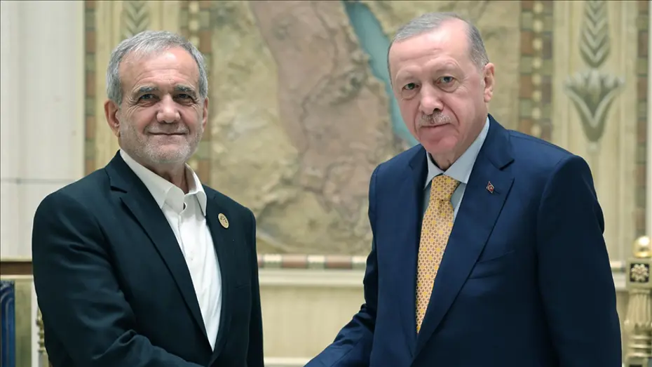 Cumhurbaşkanı Erdoğan, İranlı mevkidaşı Pezeşkiyan'la görüştü