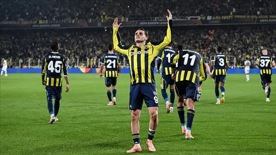 FENERBAHÇE 33 PUANLA 3. SIRADA 3