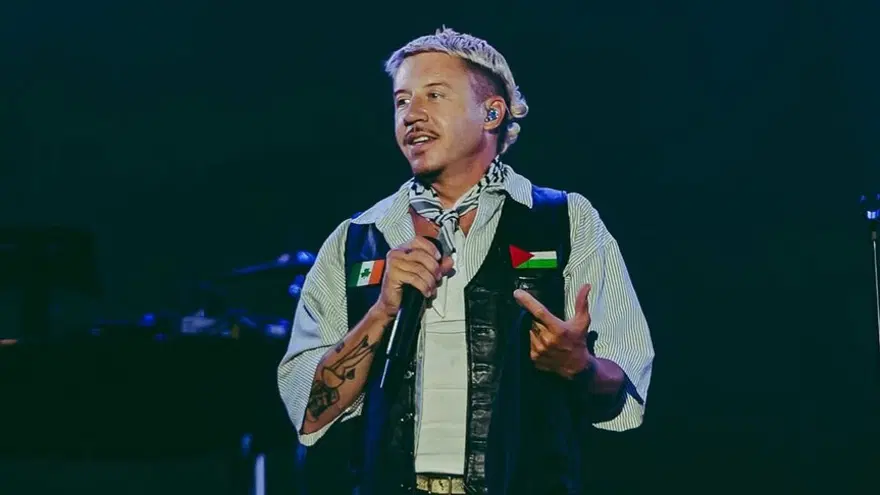 STADYUMLAR MACKLEMORE'U İSTEMEDİ 6