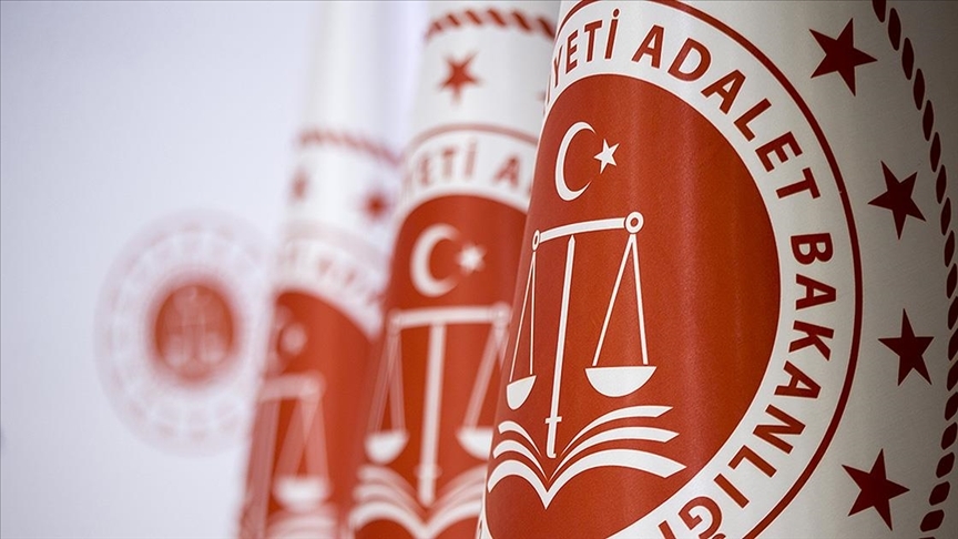 Adalet Bakanlığı 900 icra katibi alacak