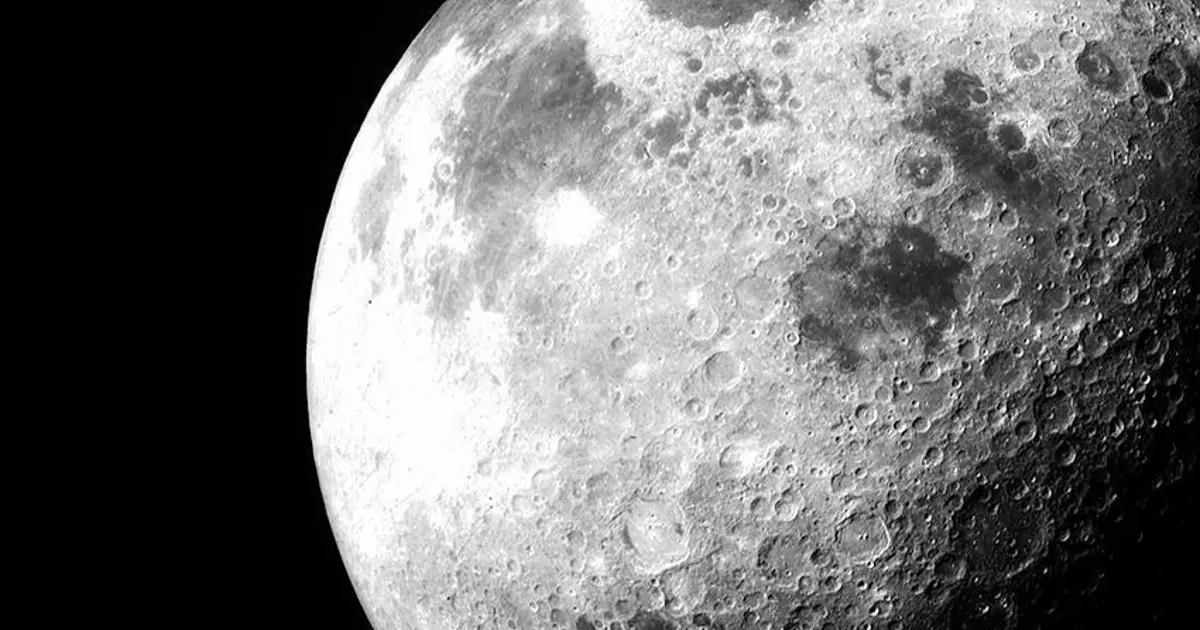 Çin, Ay'da iki yeni mineral keşfetti