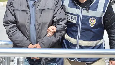 Afyonkarahisar'da silahlı tefeci şebekesine operasyon