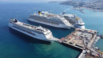 Türkiye limanlarına gelen kruvaziyer yolcu sayısı rekor kırdı: 10 ayda 2 milyonu aştı 