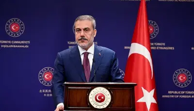 Bakan Fidan, İngiliz mevkidaşı ile görüştüDışişleri Bakanı Hakan Fidan, İngiltere Dışişleri Bakanı Ed Miliband ile görüşerek yeni görevinden dolayı tebrik etti.