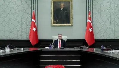 Yüksek Askeri Şura bugün toplanacakYüksek Askeri Şura bugün toplanacak. Şurada, bir üst rütbeye terfi ettirilecek albay, general ve amirallerle, kadrosuzluk nedeniyle emekliye sevk edilecek personelin dosyaları ele alınacak.