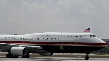 Türkiye'den dönerken son anda binmemişti. Trump'ın uçağı "en üst seviyeye" çıkarılacak
