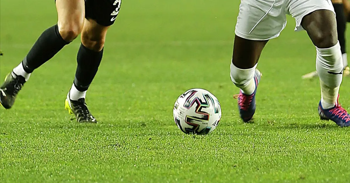 "Transfer şov başlıyor" (26 Aralık 2025 spor manşetleri)