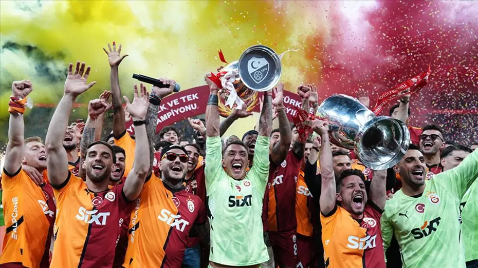 Aslan hem kupada hem ligde kükredi. Galatasaray 2025 yılında müzesine iki ekleme yaptı