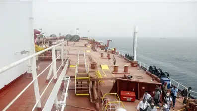 İran, 30 bin ton petrokimya ürünü taşıyan petrol tankerini alıkoydu