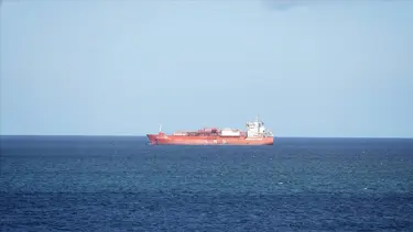 İran, kaçak akaryakıt taşıyan 3 tekneye el koyuldu