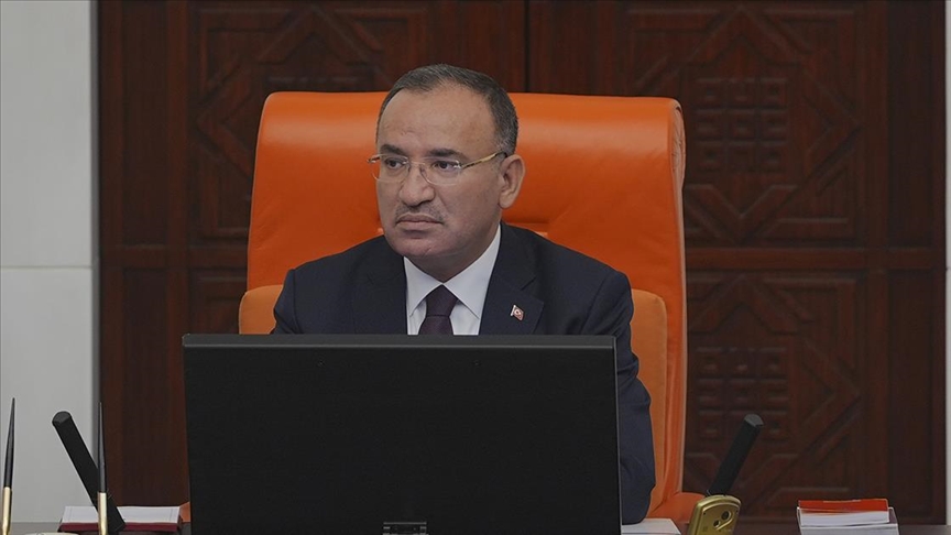 Bekir Bozdağ TBMM Başkanvekilliği görevinden istifa etti