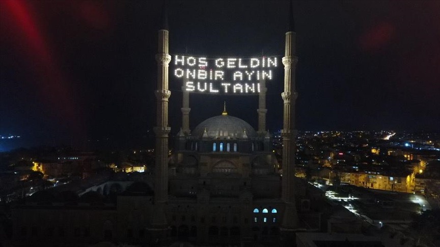 İzmir iftar vakti 2026: İzmir'de iftar saat kaçta, akşam ezanına ne kadar kaldı? (19 Şubat İzmir Ramazan imsakiyesi)