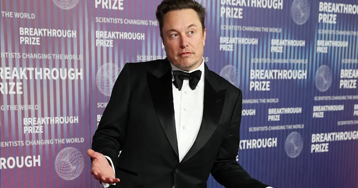 Elon Musk uzaya 1 milyon uydu göndermek istiyor