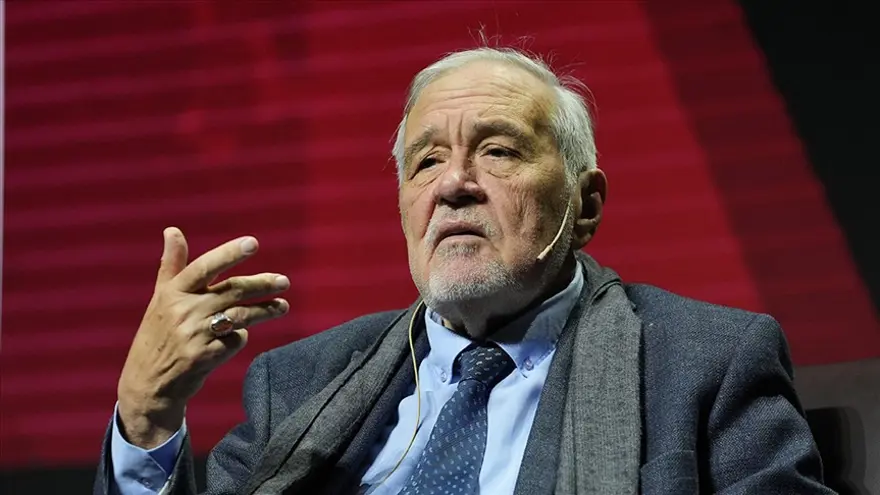 İlber Ortaylı hayatını kaybetti. İlber Ortaylı kimdir, nedenler öldü? İşte Prof. Dr. İlber Ortaylı hayatı ve biyografisi 1