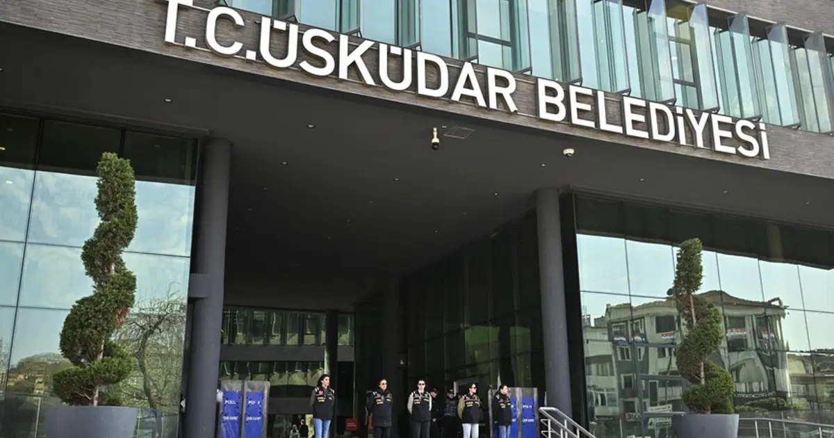 Üsküdar Belediyesi'nde başkan vekilliği seçimine yürütmeyi durdurma kararı