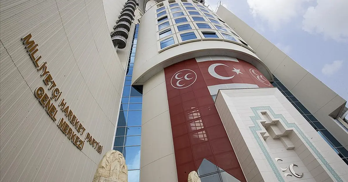 MHP İstanbul İl Teşkilatı'nı feshetti