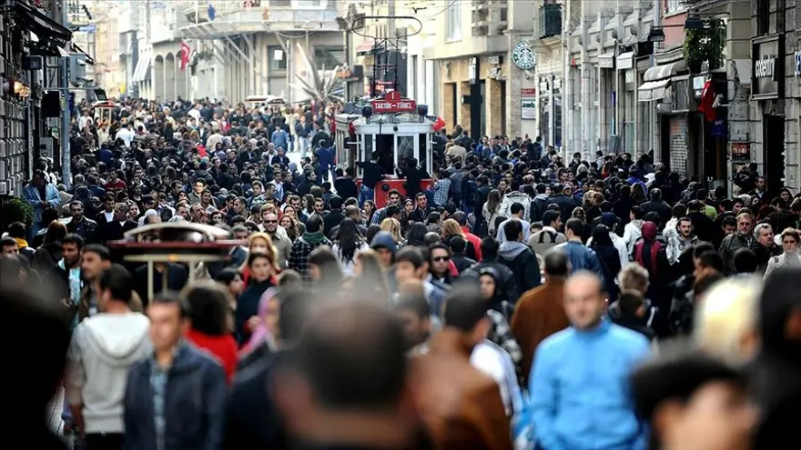 EN ÇOK KULLANILAN KADIN İSİMLERİ 3