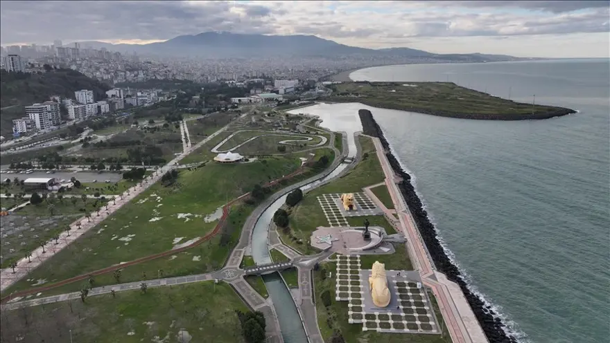 9- SAMSUN - 413.585 3