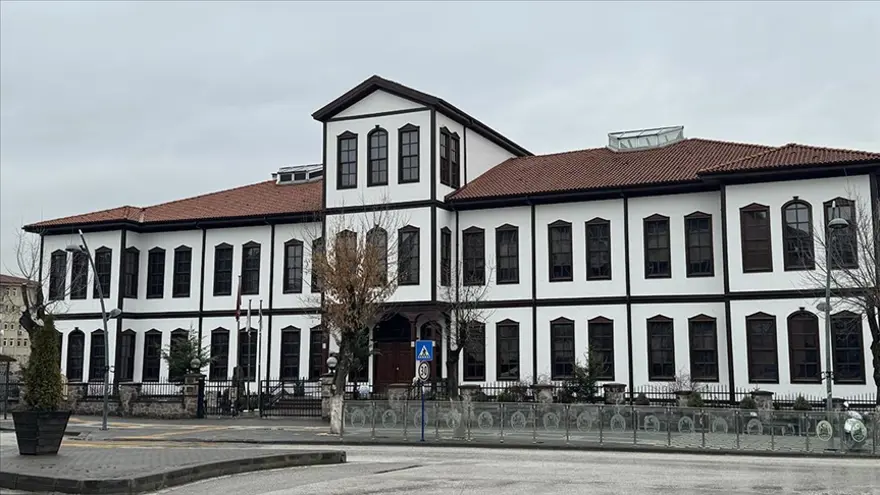 791 yıl önce oyuldu. Şifayı ve yenilenmeyi temsil ediyor 2