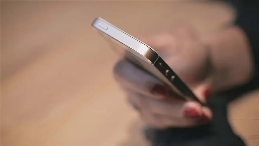 Yurt dışından telefon getirmenin maliyeti 57 bin lira oldu. 2026 IMEI kayıt ücreti ne kadar? 