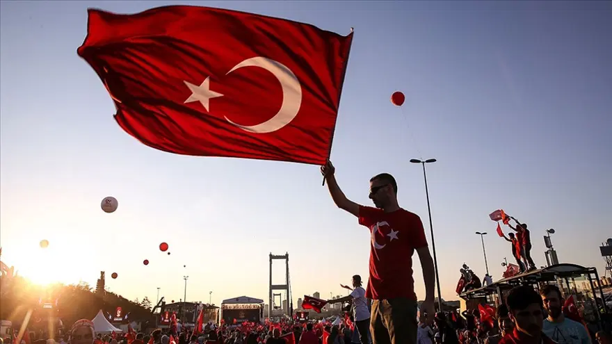 15 Temmuz resmi tatil mi, hangi güne denk geliyor? 15 Temmuz'da kamu ve devlet daireleri açık mı? 