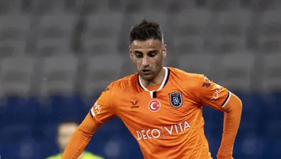 Transfer dönemi başladı, ilk resmi ayrılık geldi. Yeni takımına imza atacak