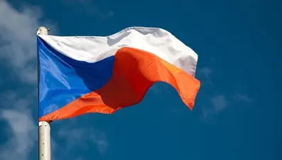 Çekya'da iki yolcu treni çarpıştı: 3'ü ağır 57 yaralı