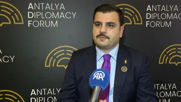 AK Parti'den Zeynel Emre, Şaban Sevinç ve Timur Soykan'a tazminat davası